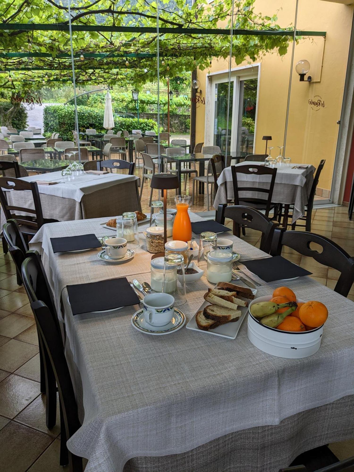 Ristorante Le Rasole Garda (Verona) Exterior foto